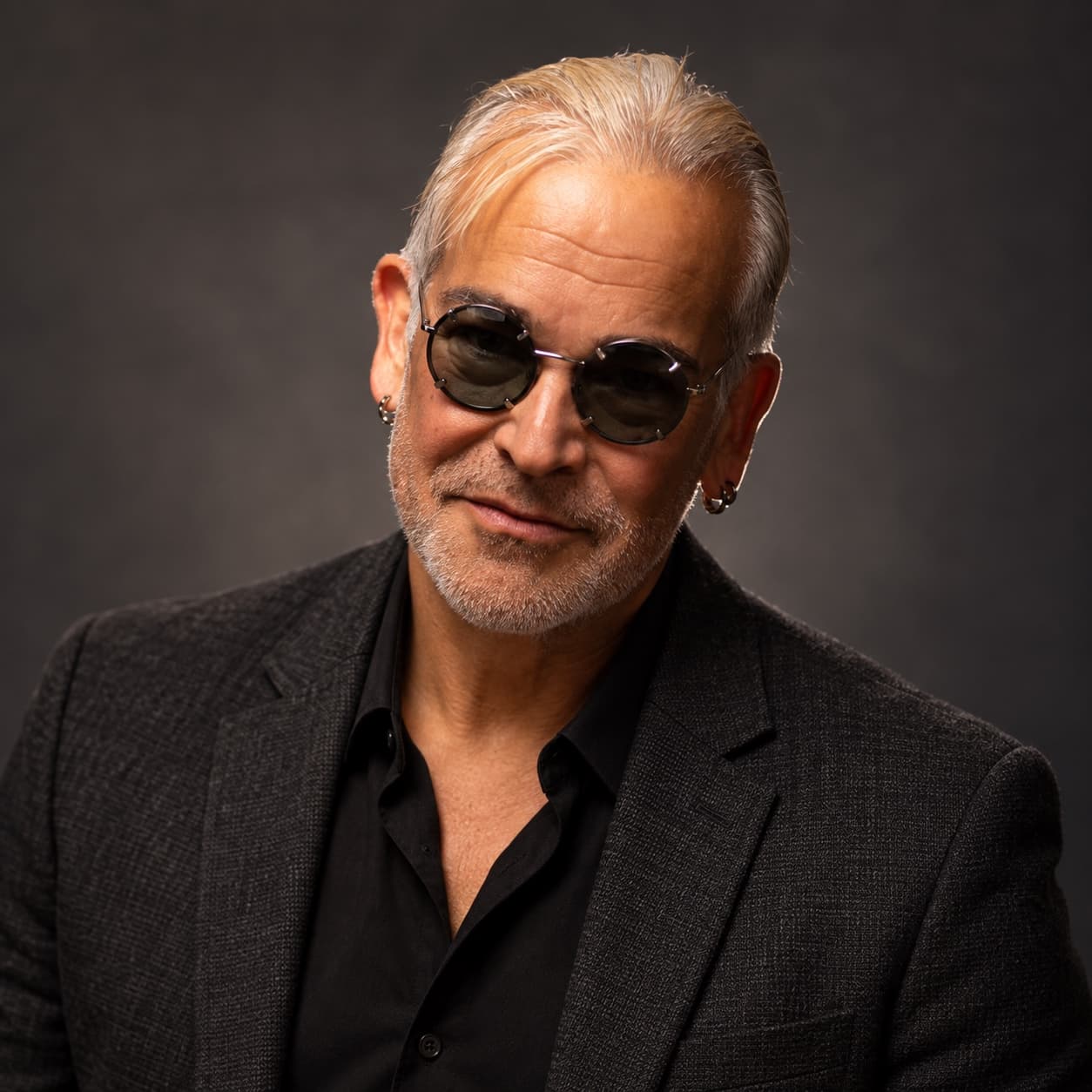 Portrait of Rik Avalos